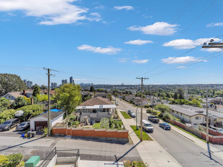 1-3800 Pender Street, Burnaby, BC, V5C 2L5 - 25