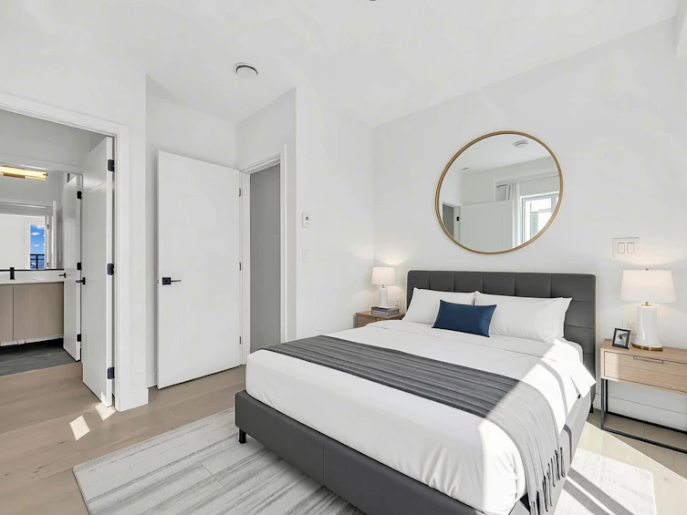 1-3800 Pender Street, Burnaby, BC, V5C 2L5 - 9