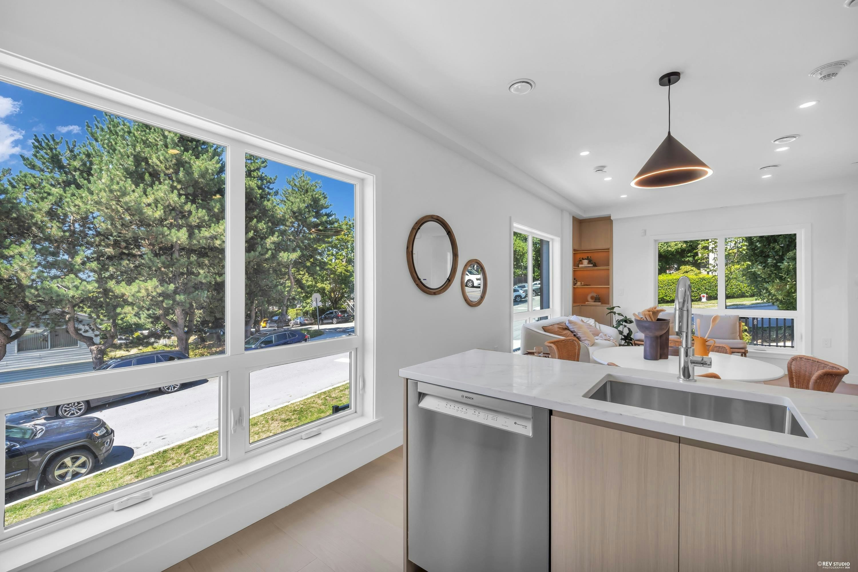 2-3800 Pender Street, Burnaby, BC, V5C 2L5 - 11