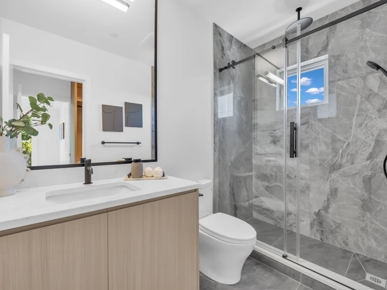 2-3800 Pender Street, Burnaby, BC, V5C 2L5 - 15