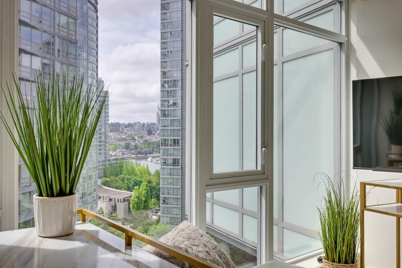 1207-1372 Seymour Street, Vancouver, BC, V6B 0L1 - 6