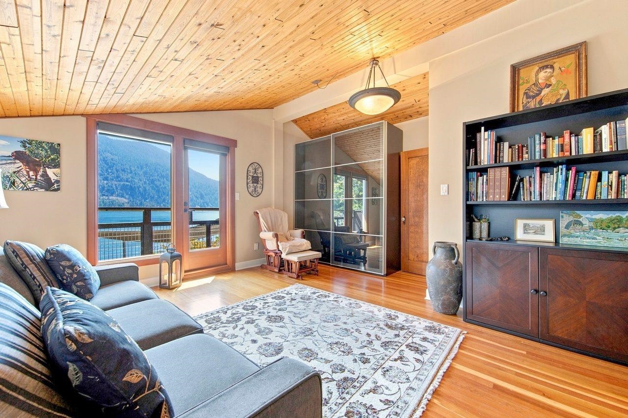 330 Sasamat Lane, North Vancouver, BC, V7G 2S4 - 20