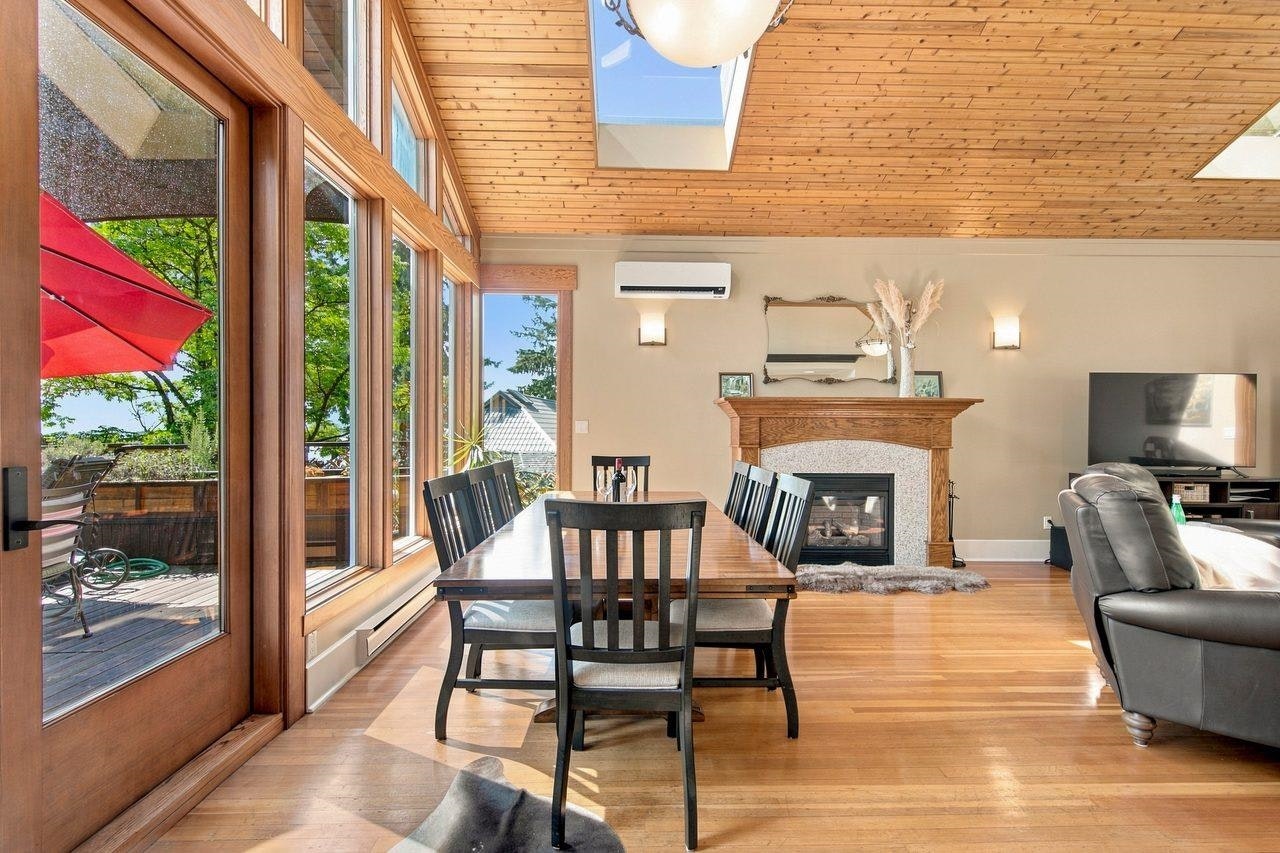 330 Sasamat Lane, North Vancouver, BC, V7G 2S4 - 13