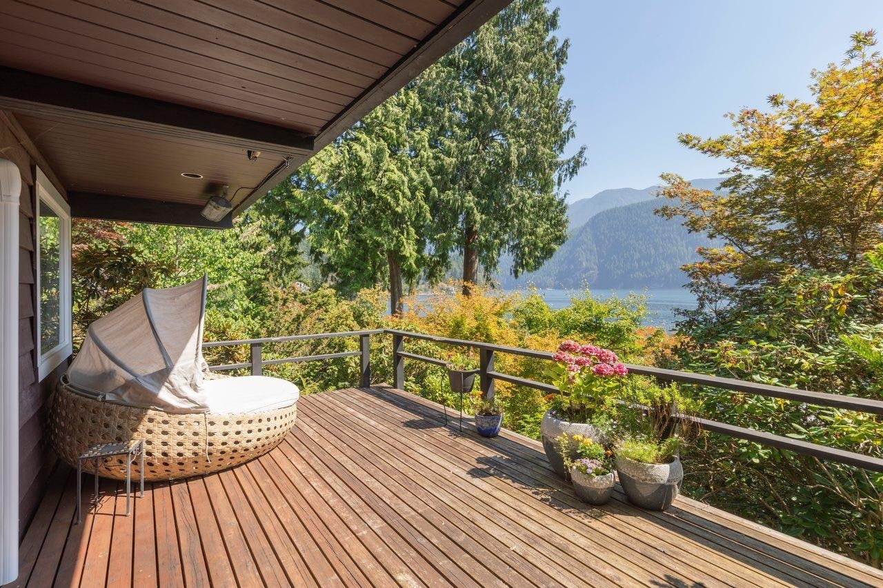 330 Sasamat Lane, North Vancouver, BC, V7G 2S4 - 37