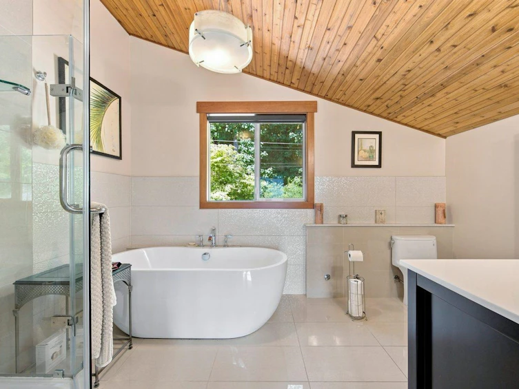 330 Sasamat Lane, North Vancouver, BC, V7G 2S4 - 21