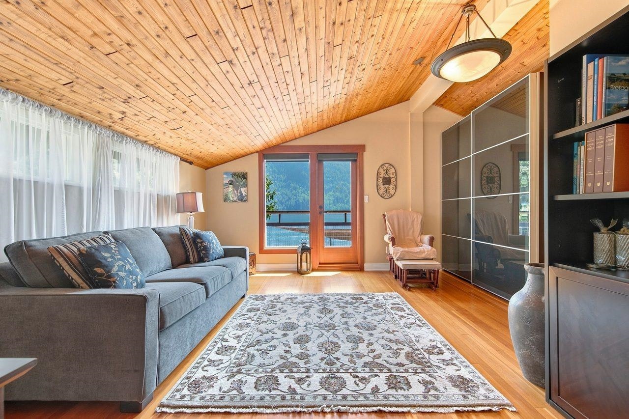 330 Sasamat Lane, North Vancouver, BC, V7G 2S4 - 19