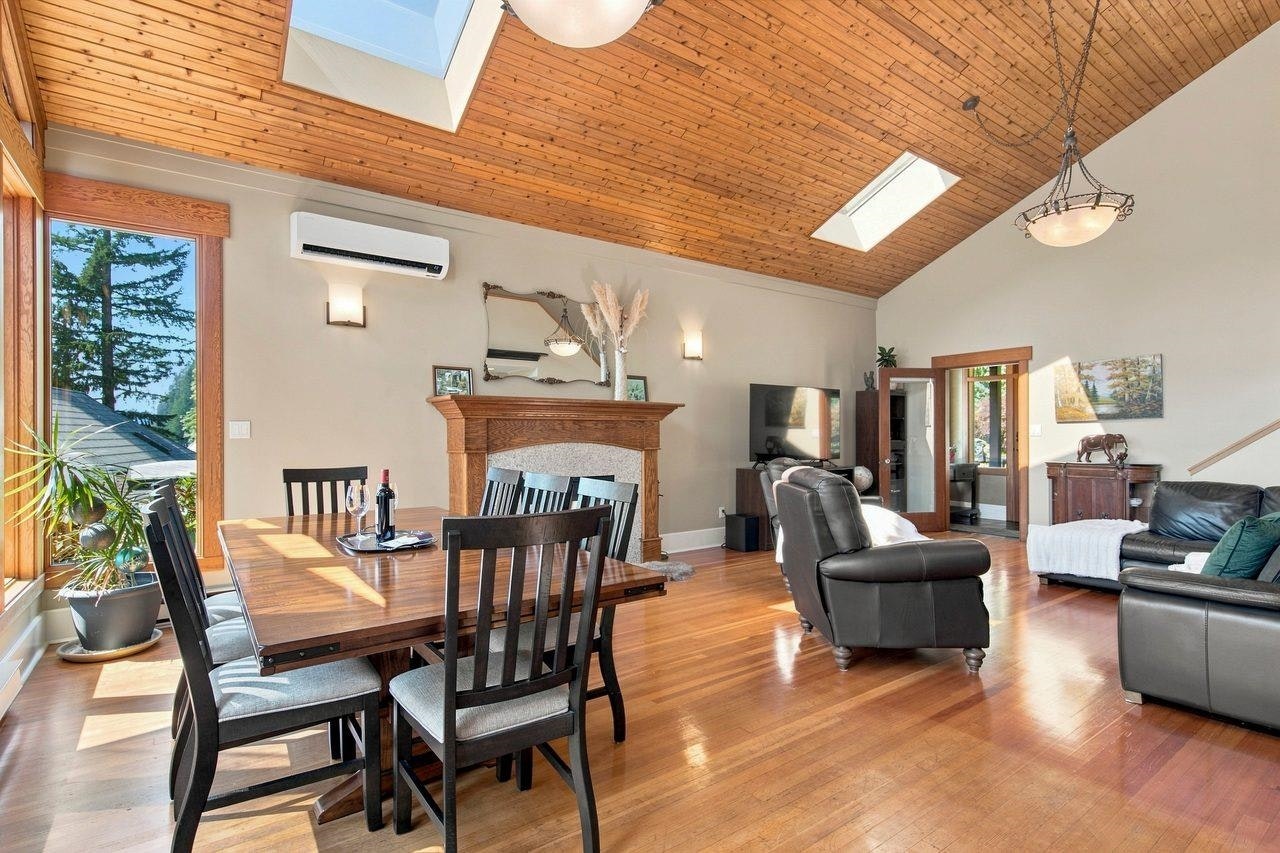 330 Sasamat Lane, North Vancouver, BC, V7G 2S4 - 11