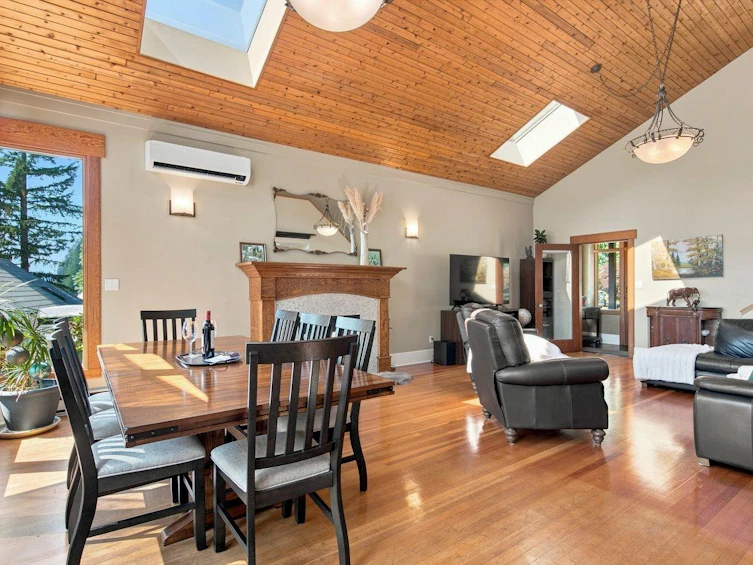 330 Sasamat Lane, North Vancouver, BC, V7G 2S4 - 11