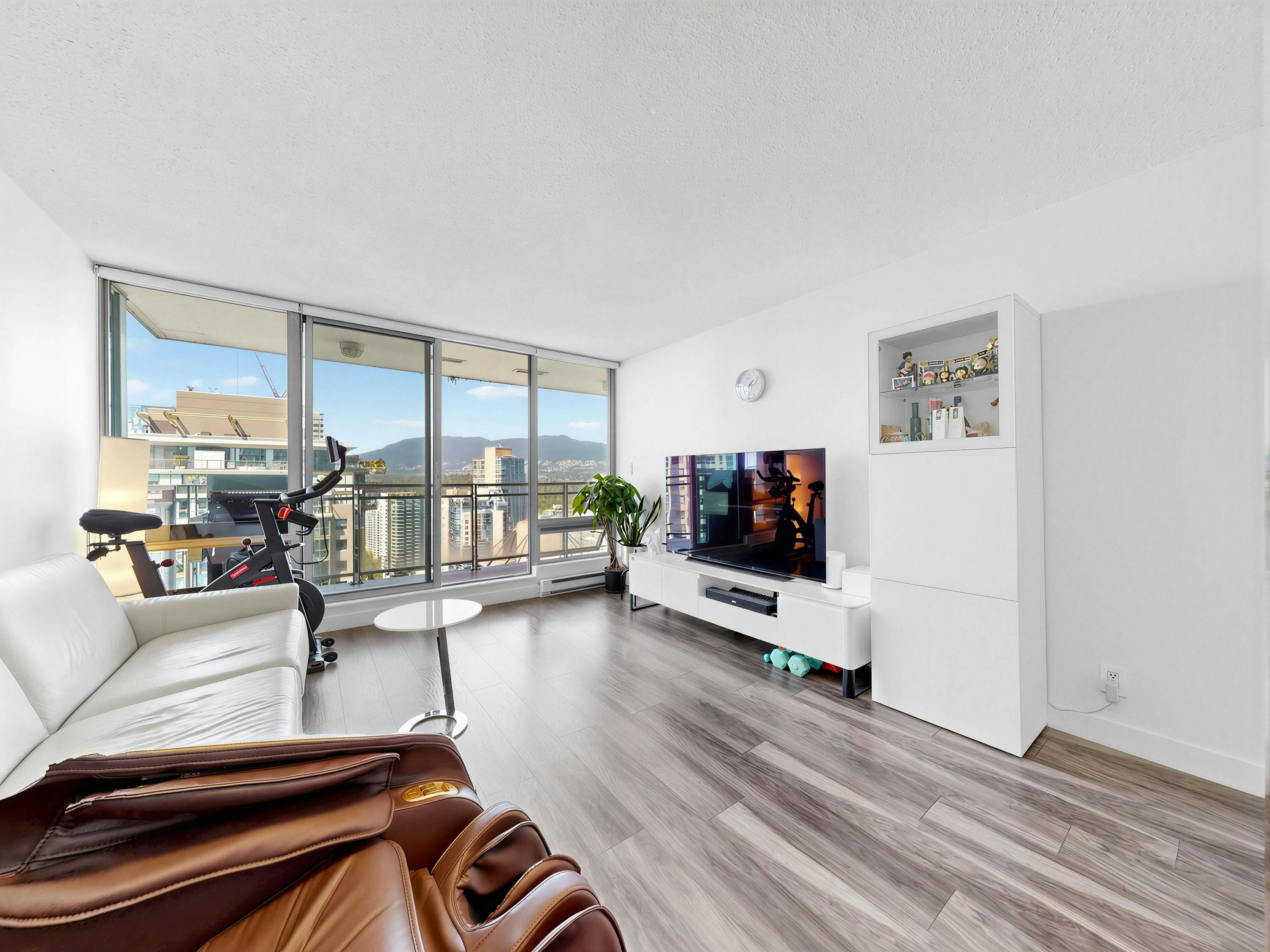 2902-1288 W Georgia Street, Vancouver, BC, V6E 4R3