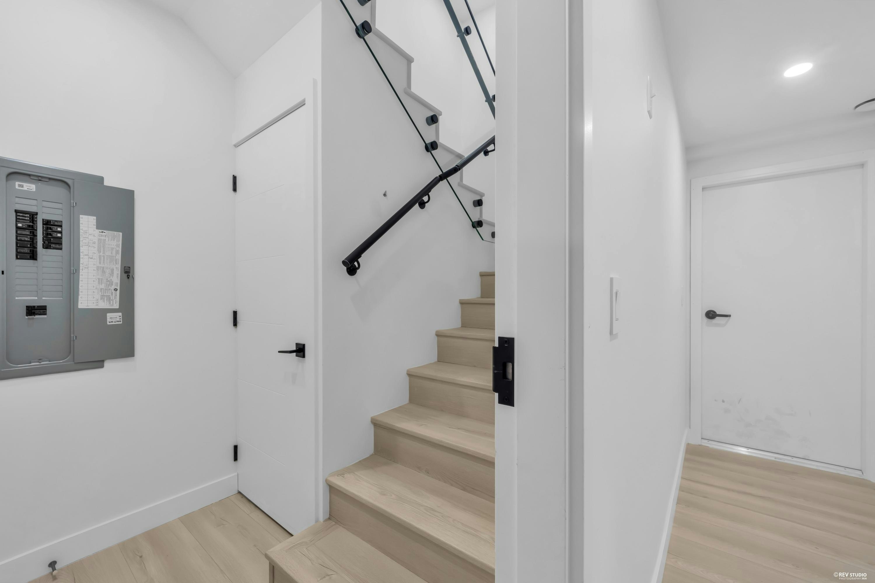 4-3800 Pender Street, Burnaby, BC, V5C 2L5 - 5