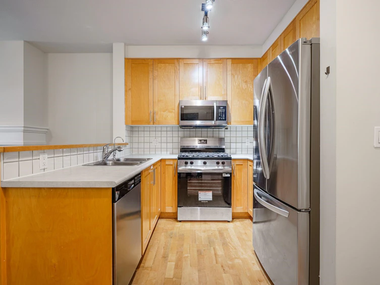 1217-4655 Valley Drive, Vancouver, BC, V6J 5L6 - 8