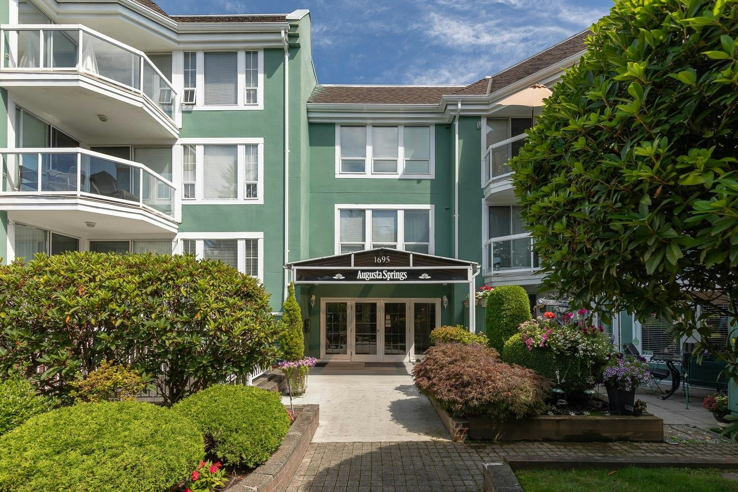 208-1695 Augusta Avenue, Burnaby, BC, V5A 4S8 - 32