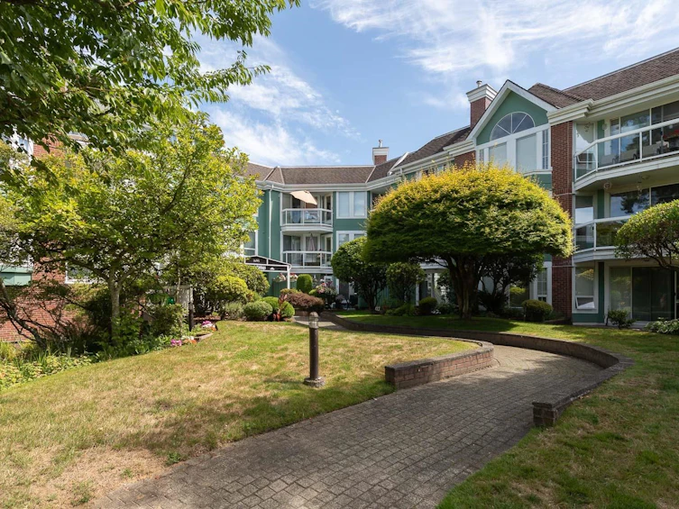 208-1695 Augusta Avenue, Burnaby, BC, V5A 4S8 - 31