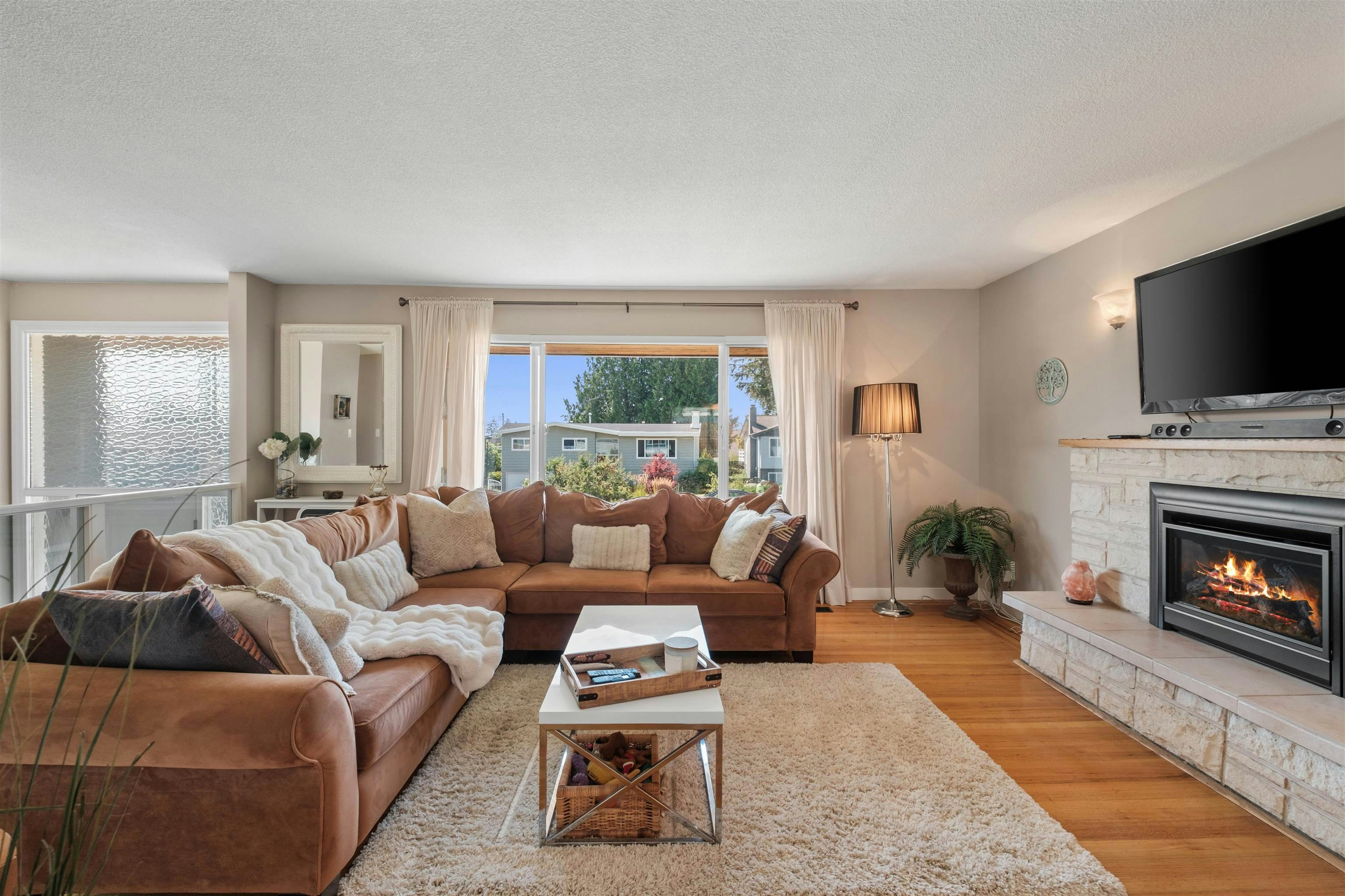 854 E 16th Street - 3