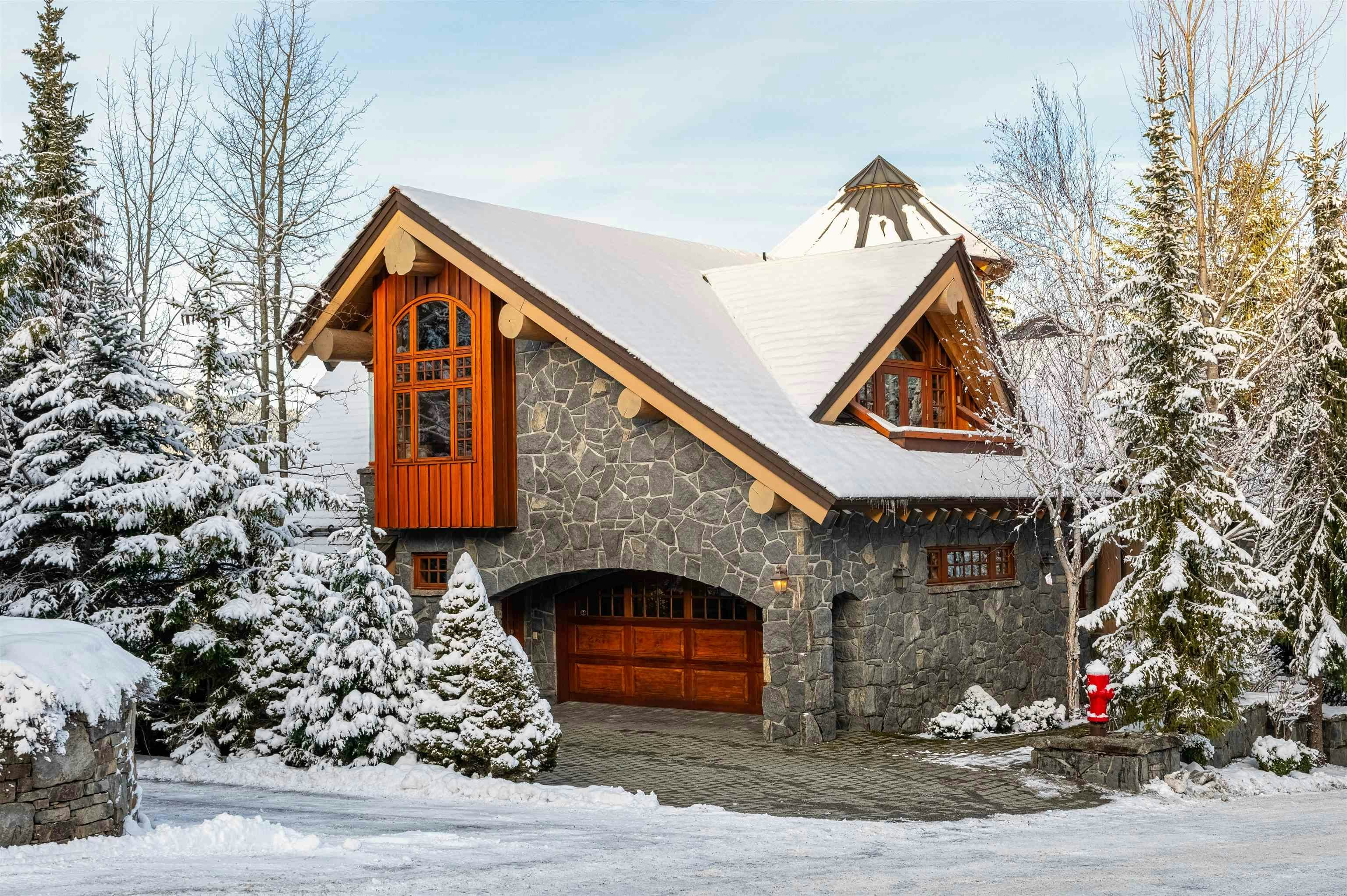 3820 Sunridge Drive, Whistler, BC, V8E 0W1 - 39