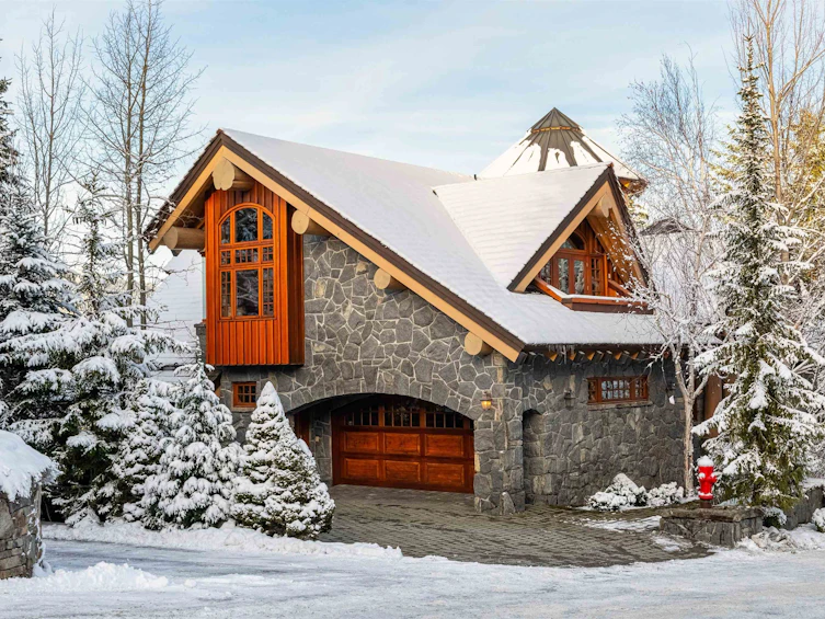 3820 Sunridge Drive, Whistler, BC, V8E 0W1 - 39