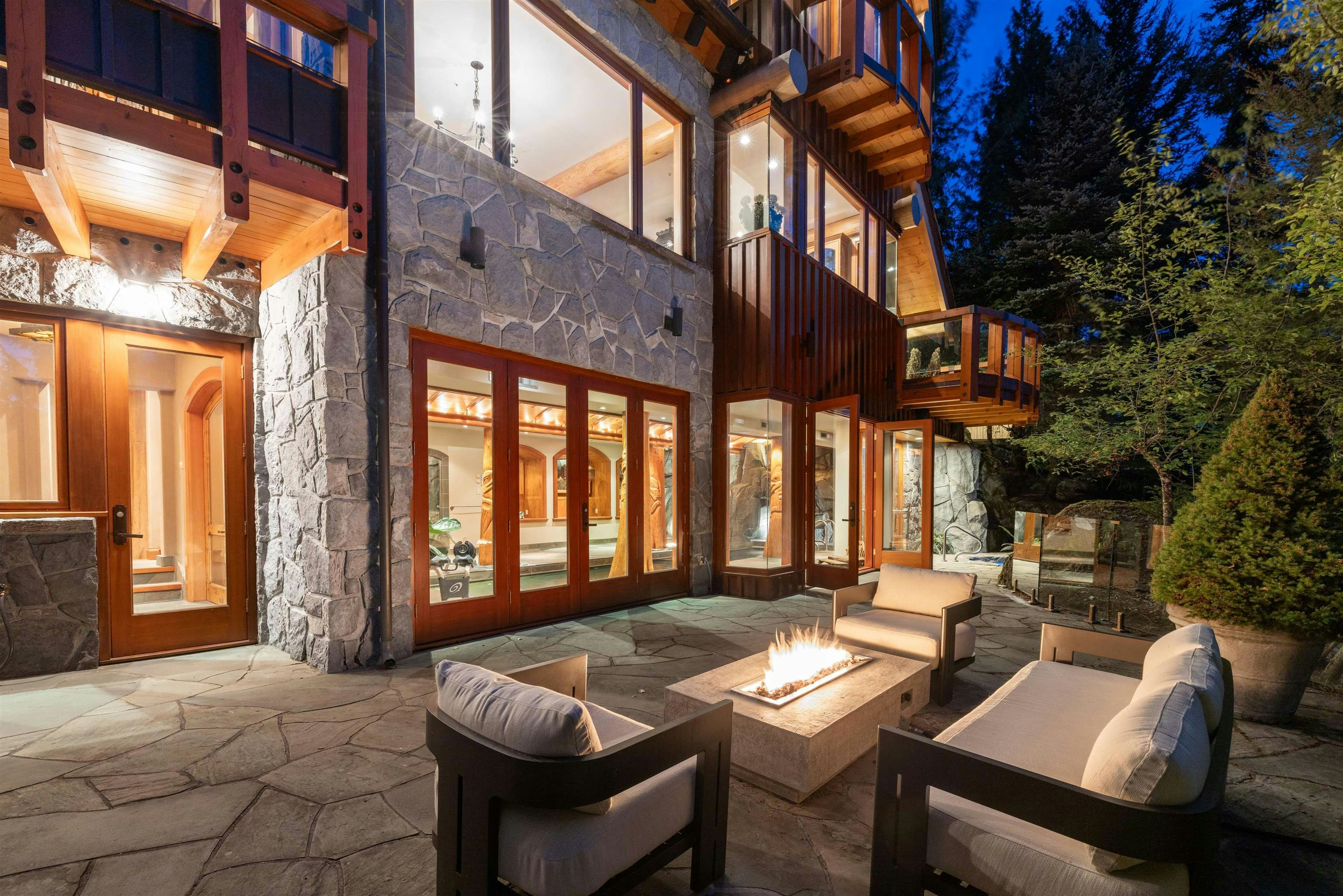 3820 Sunridge Drive, Whistler, BC, V8E 0W1 - 39