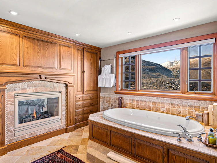 3820 Sunridge Drive, Whistler, BC, V8E 0W1 - 26