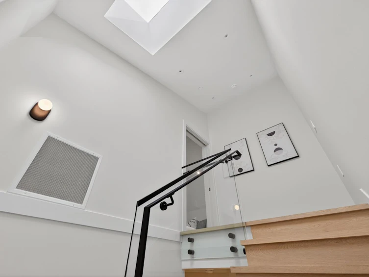 1-58 E 40th Avenue, Vancouver, BC, V5W 1L4 - 30