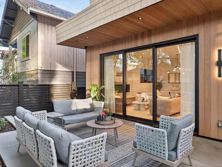 1-58 E 40th Avenue, Vancouver, BC, V5W 1L4 - 13