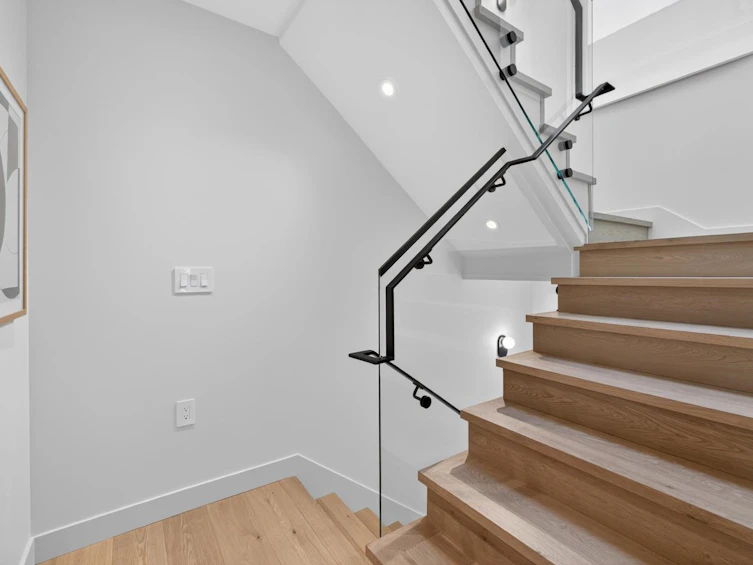 1-58 E 40th Avenue, Vancouver, BC, V5W 1L4 - 20