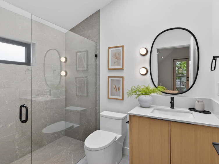 1-58 E 40th Avenue, Vancouver, BC, V5W 1L4 - 38