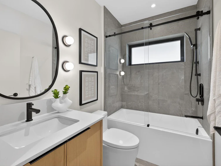 1-58 E 40th Avenue, Vancouver, BC, V5W 1L4 - 29
