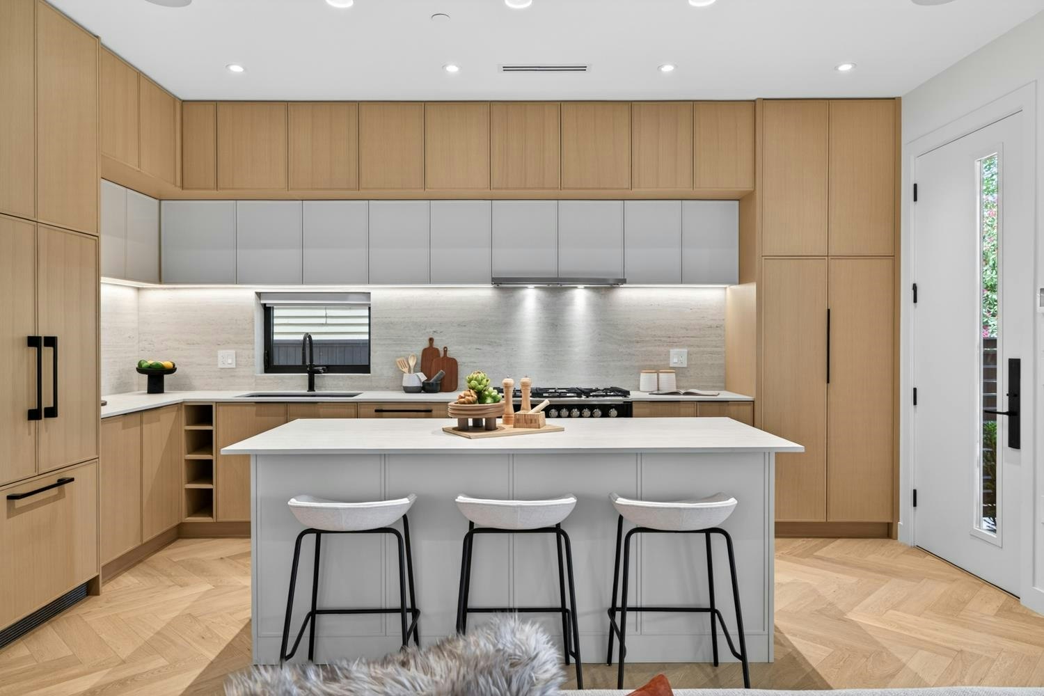 1-58 E 40th Avenue - 4