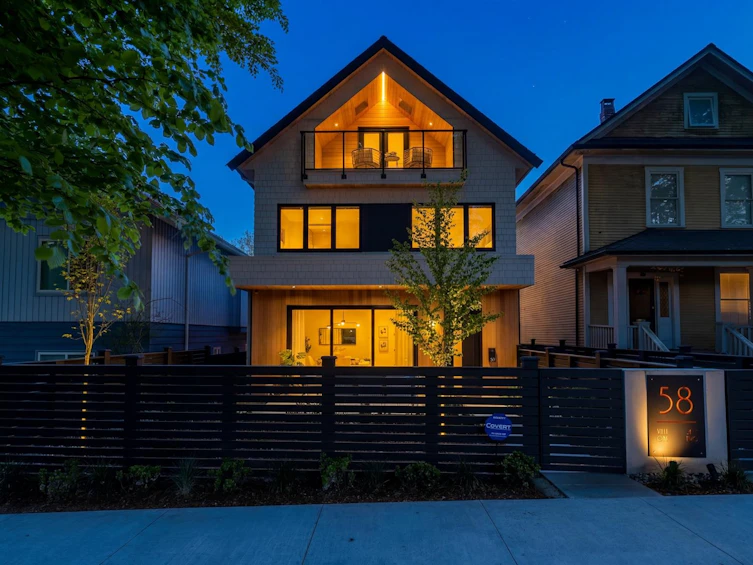 1-58 E 40th Avenue, Vancouver, BC, V5W 1L4