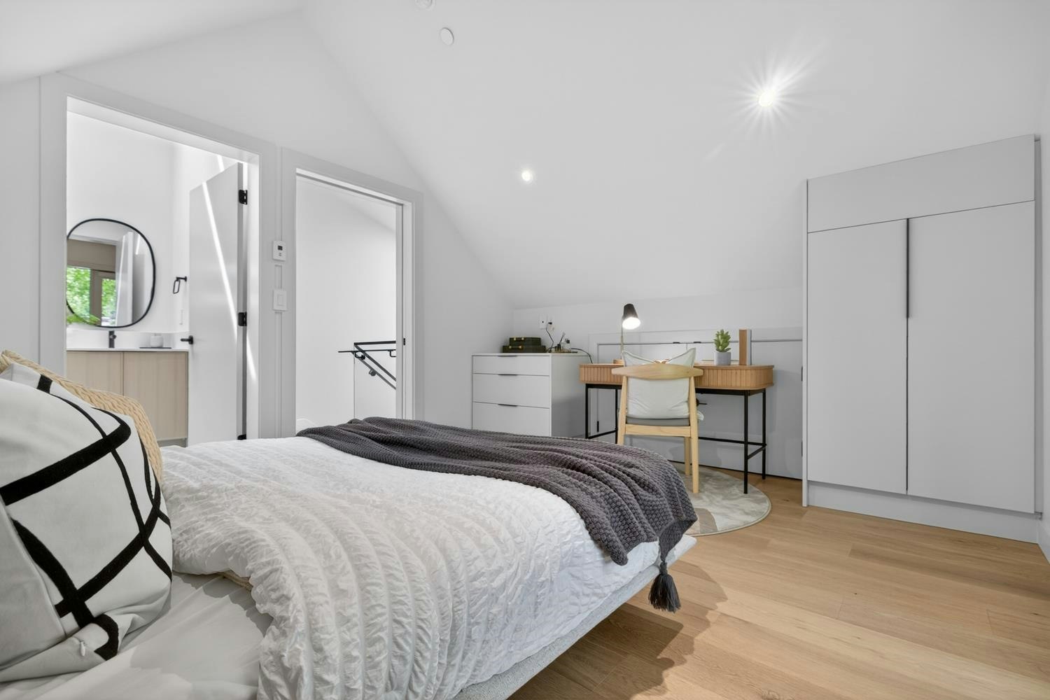 1-58 E 40th Avenue, Vancouver, BC, V5W 1L4 - 37