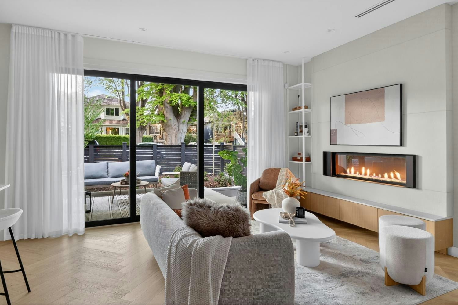 1-58 E 40th Avenue, Vancouver, BC, V5W 1L4 - 11