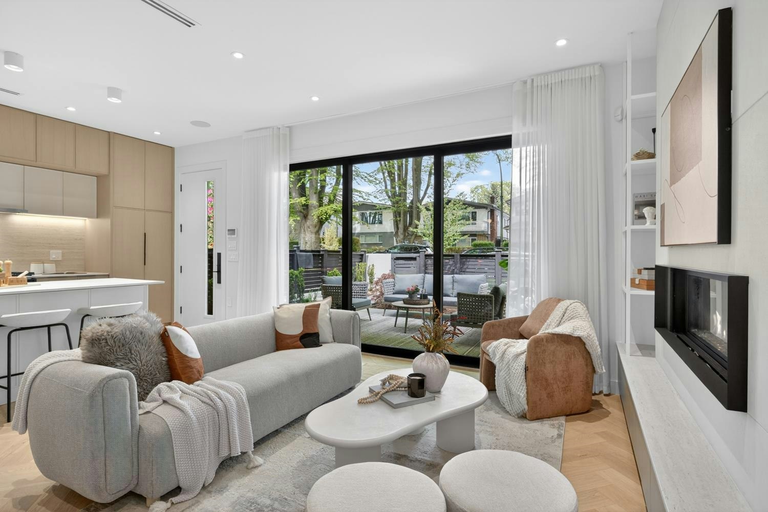 1-58 E 40th Avenue, Vancouver, BC, V5W 1L4 - 9