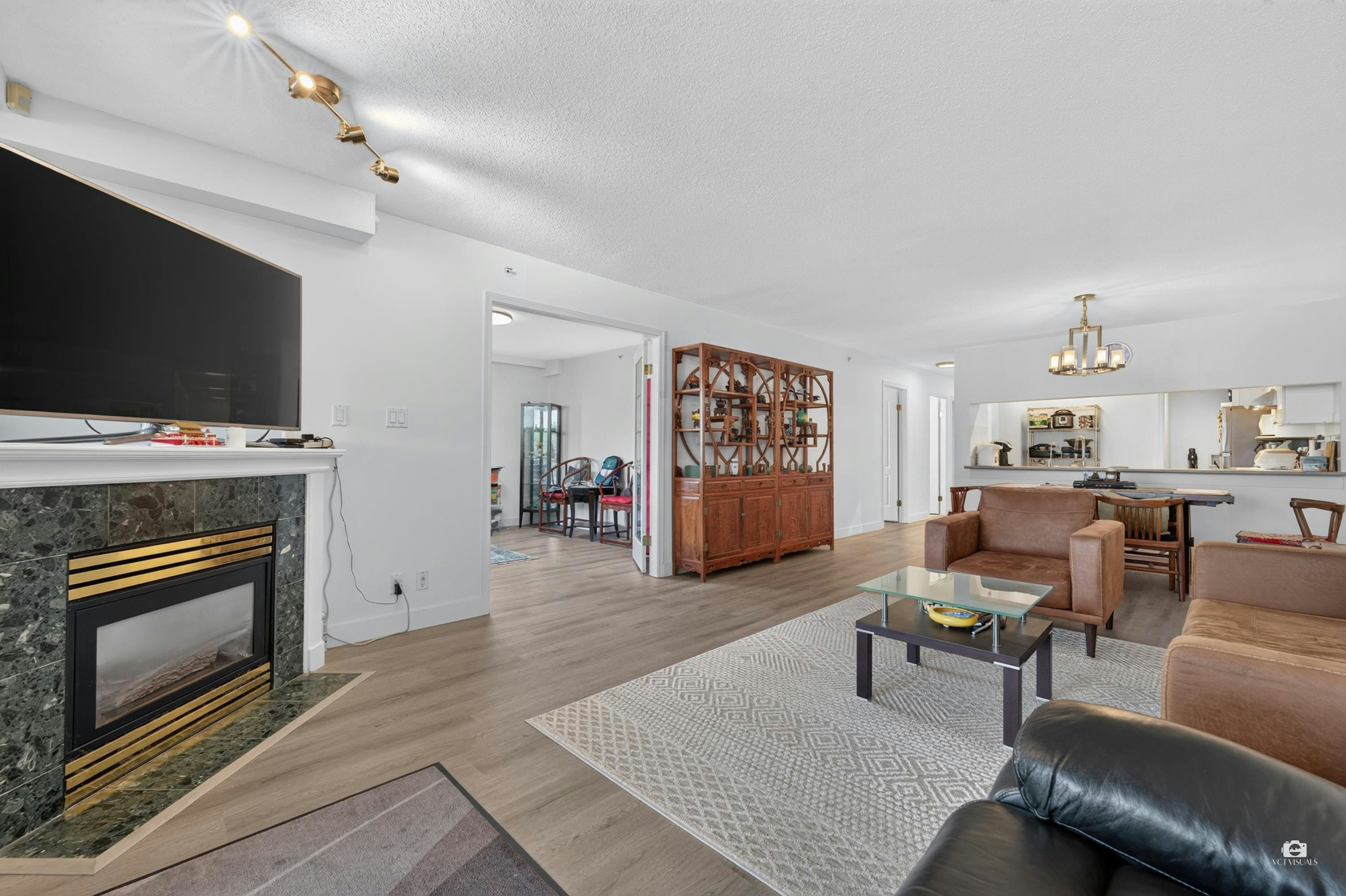 109-5860 Dover Crescent - 4