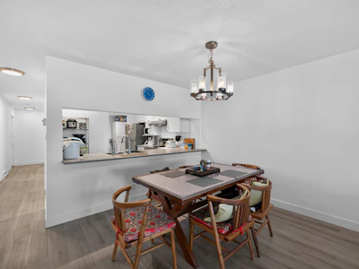 109-5860 Dover Crescent - 5