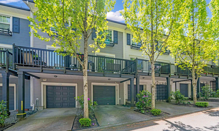 53-8767 162 Street