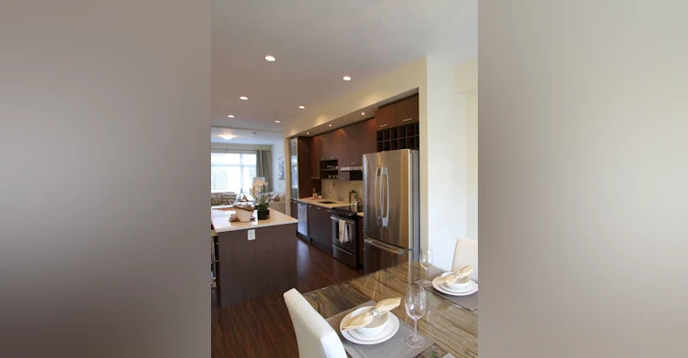 9989 Barnston Drive, Surrey, BC, V4N 6N3 - 2