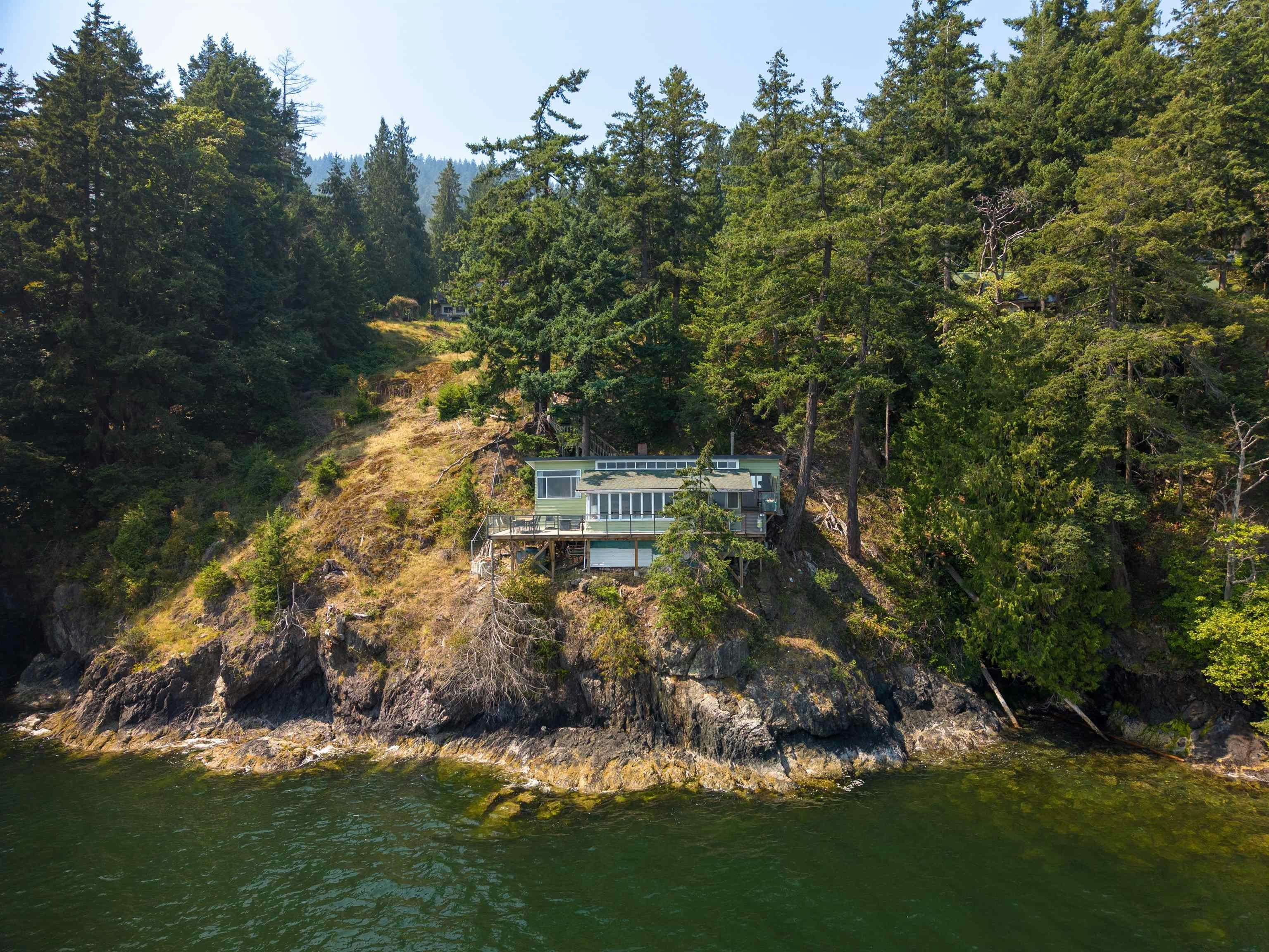 867 Hummingbird Lane - 2