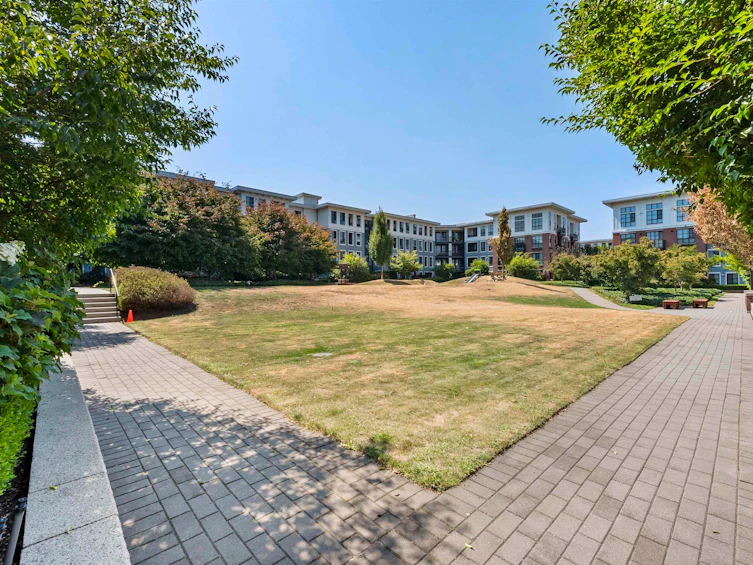 109-15137 33rd Avenue, Surrey, BC, V3Z 0Y1 - 16