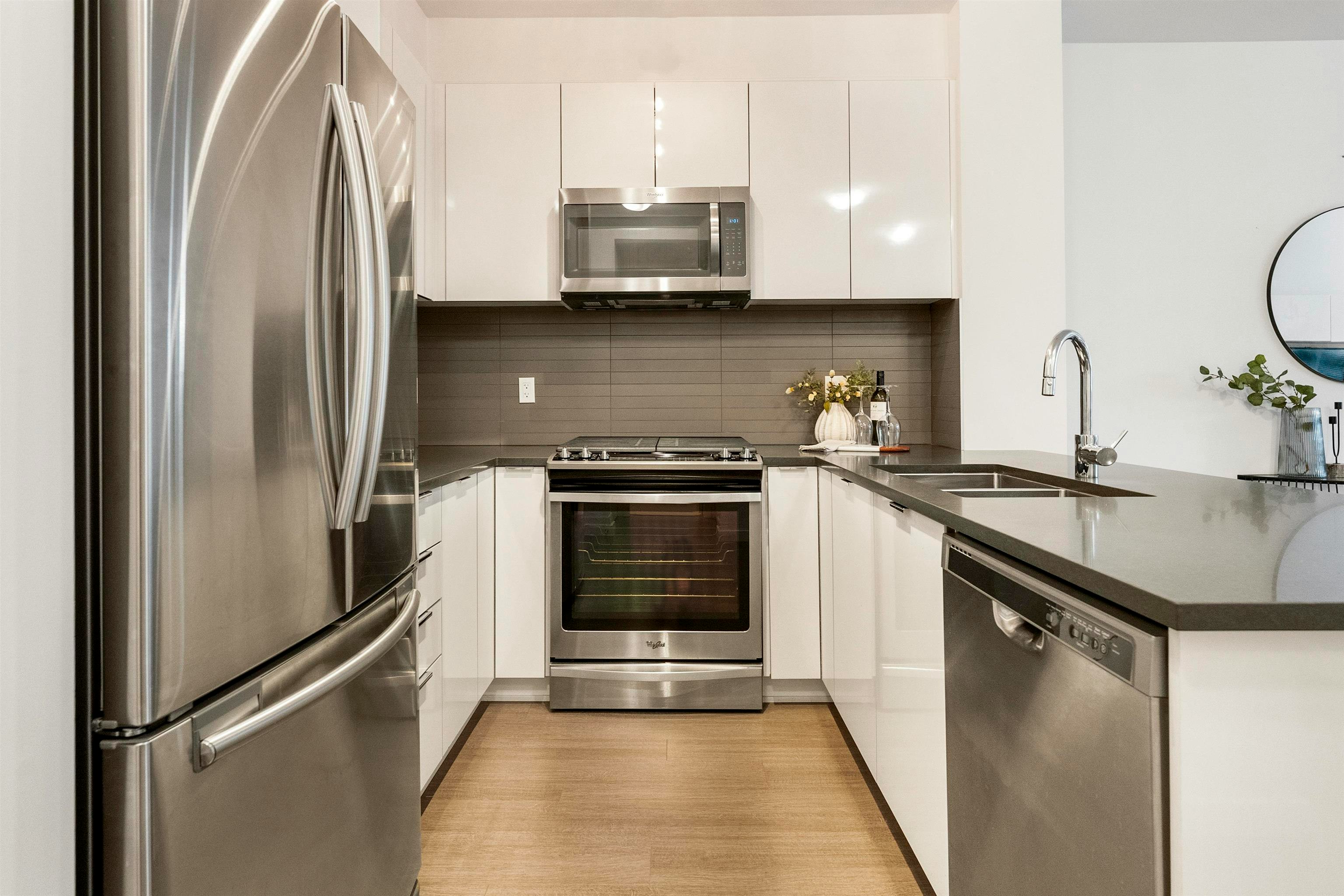 109-15137 33rd Avenue - 2