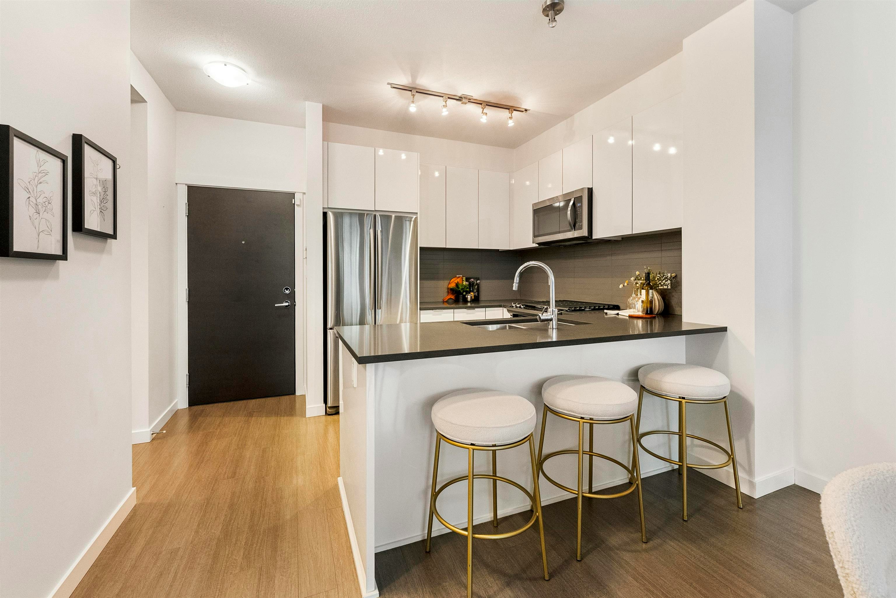 109-15137 33rd Avenue, Surrey, BC, V3Z 0Y1 - 14