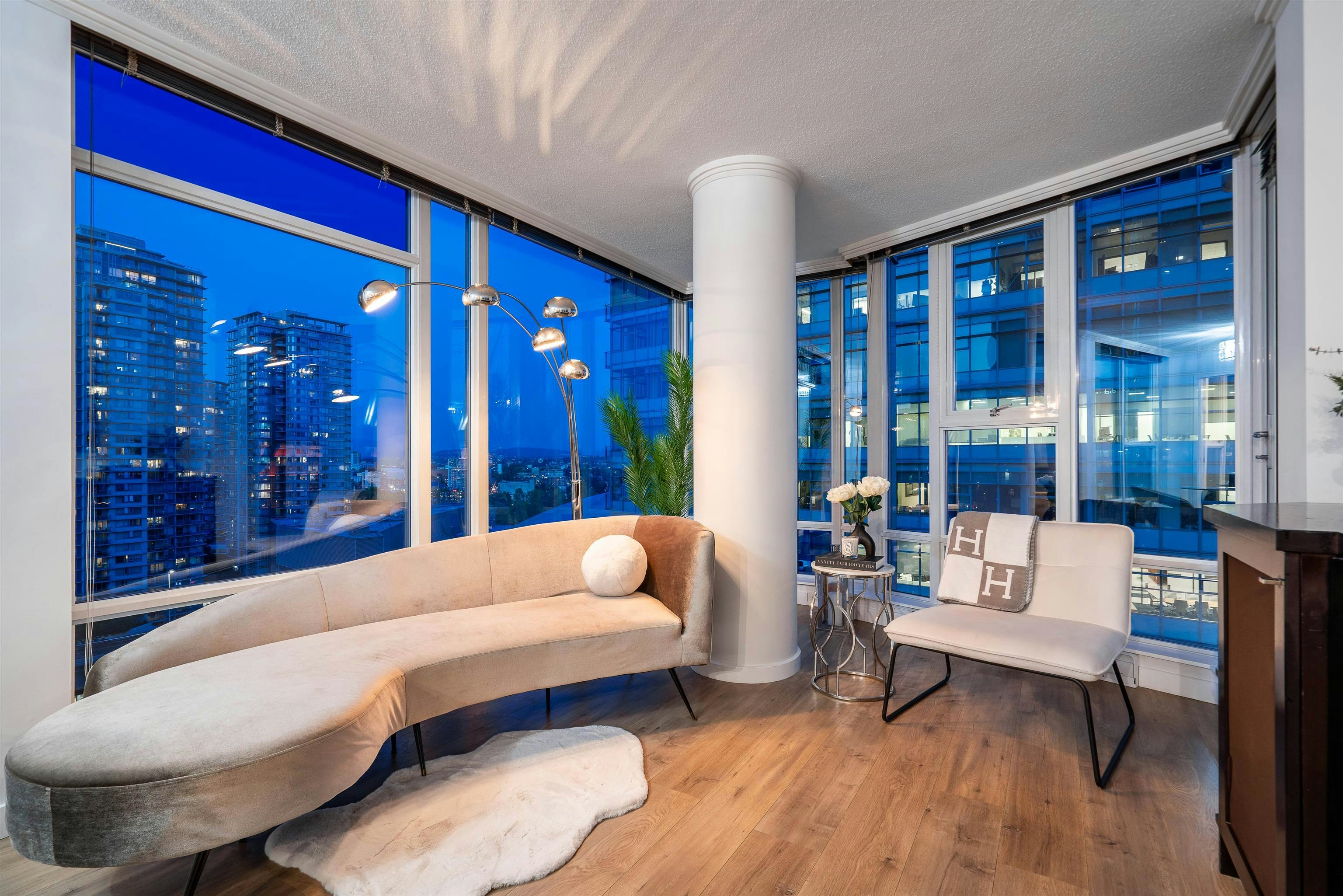 1208-111 W Georgia Street, Vancouver, BC, V6B 1T8 - 11