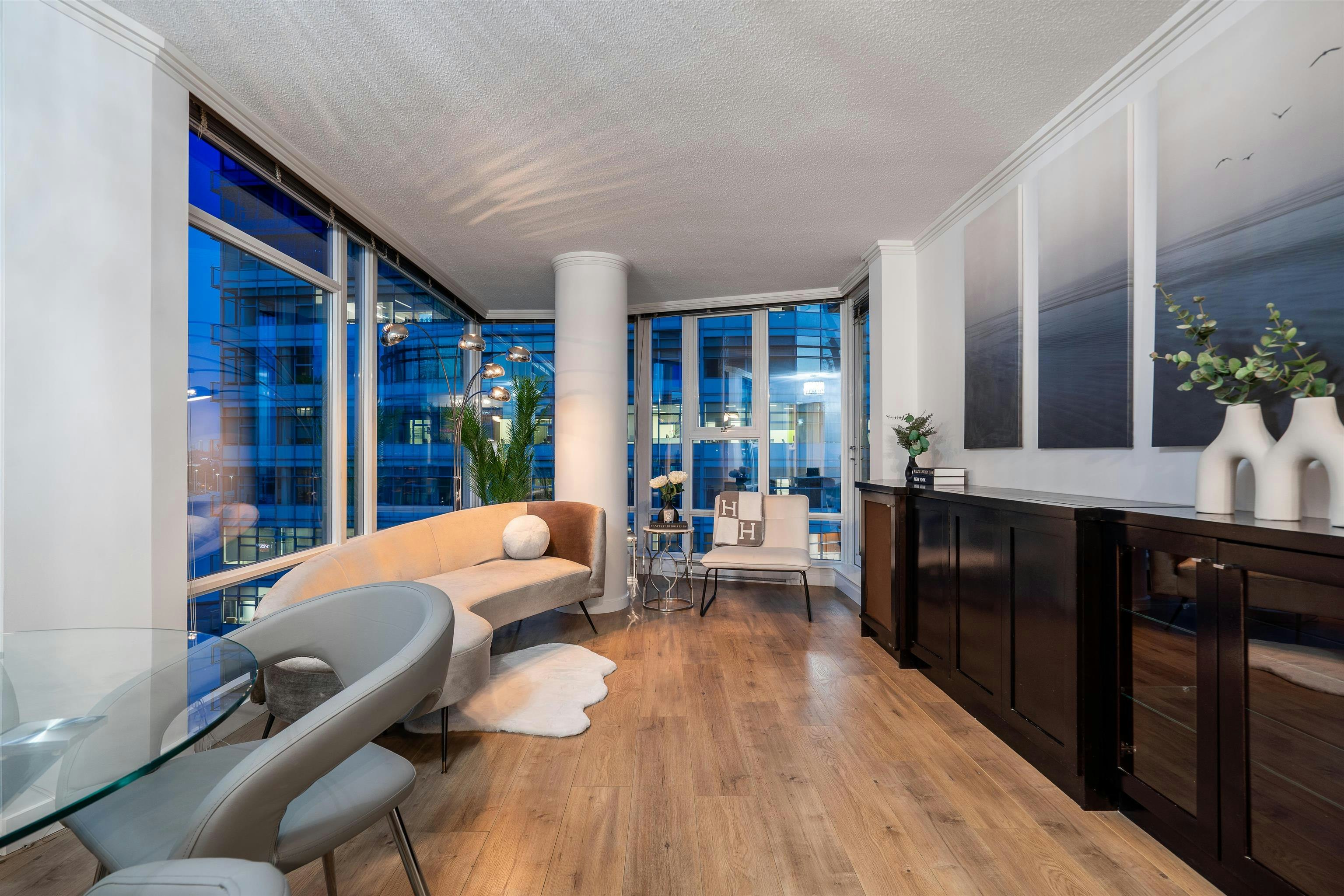 1208-111 W Georgia Street, Vancouver, BC, V6B 1T8 - 10