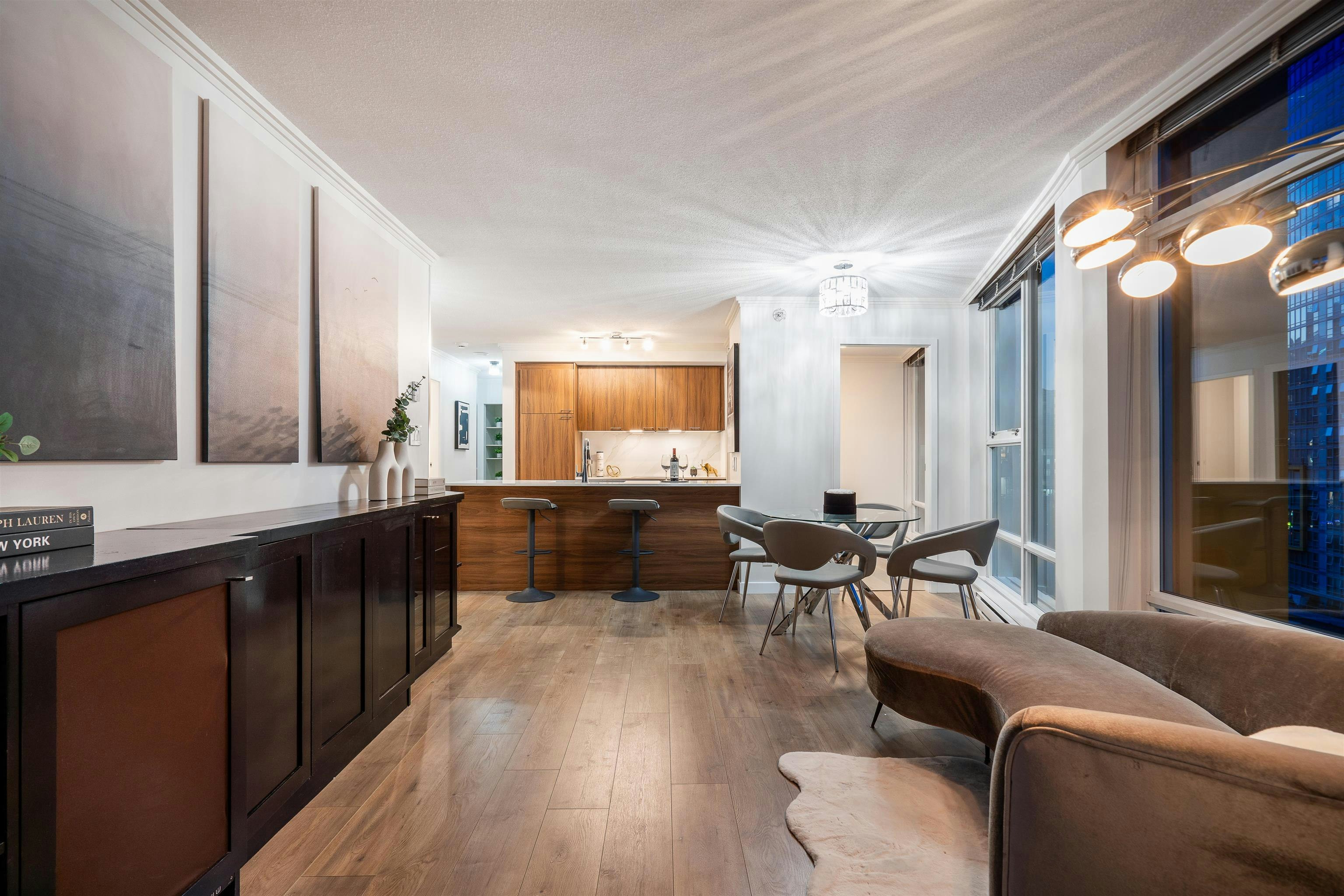1208-111 W Georgia Street, Vancouver, BC, V6B 1T8 - 12