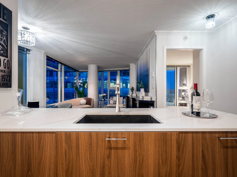 1208-111 W Georgia Street, Vancouver, BC, V6B 1T8 - 6
