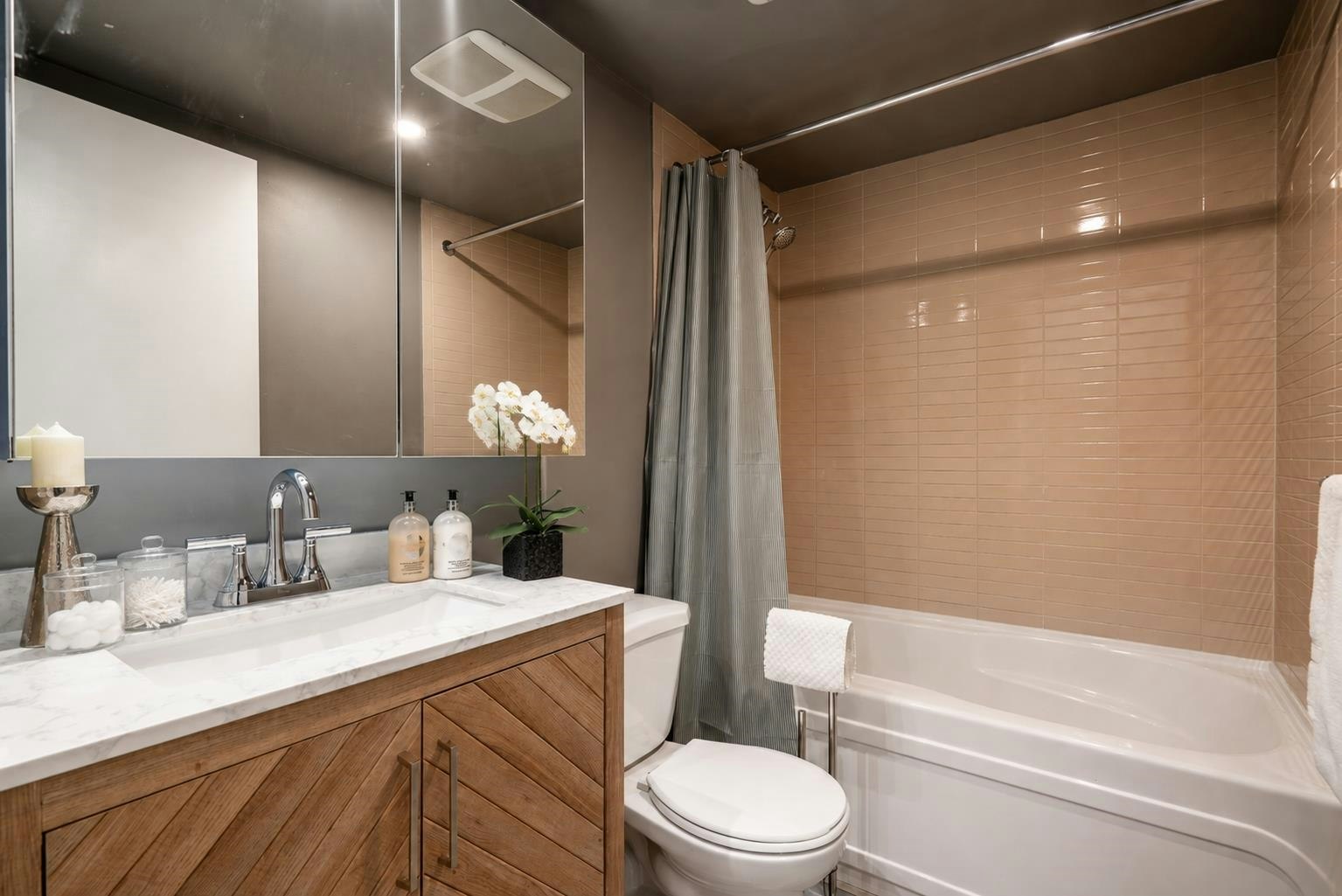 1208-111 W Georgia Street, Vancouver, BC, V6B 1T8 - 26