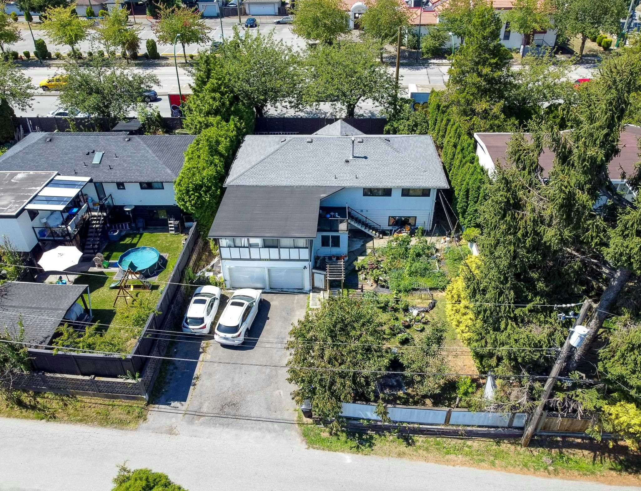 4560 Boundary Road - 4