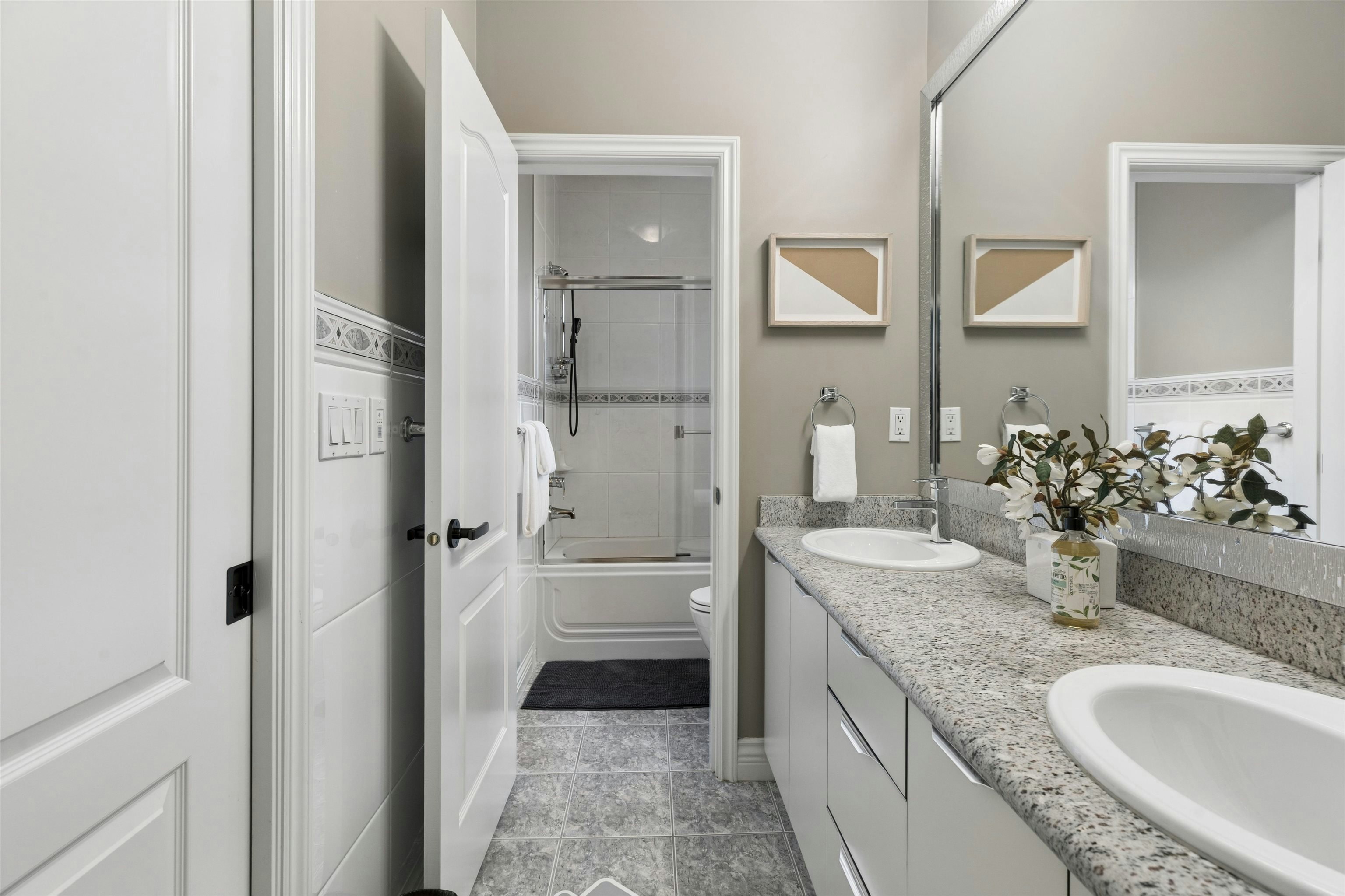 7371 Manning Court, Richmond, BC, V7A 4J3 - 21