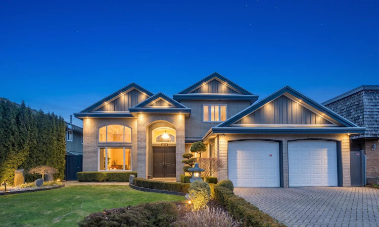 7371 Manning Court
