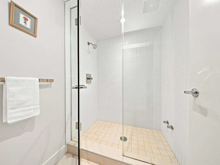 602-6080 Iona Drive, Vancouver, BC, V6T 0A4 - 16