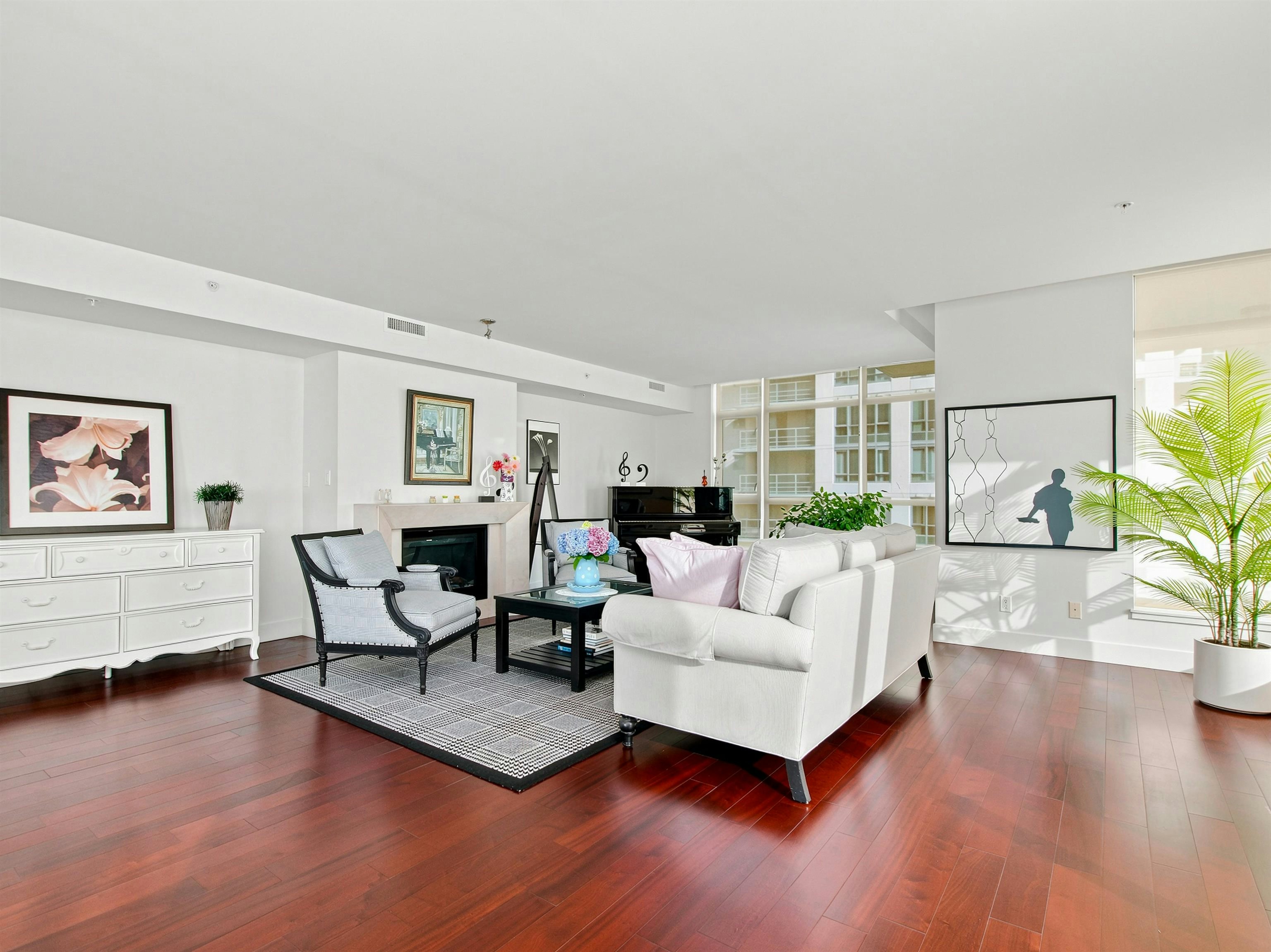 602-6080 Iona Drive - 2